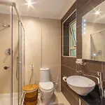 Modern And Comfortable Savoy Garden - Happy Gzira