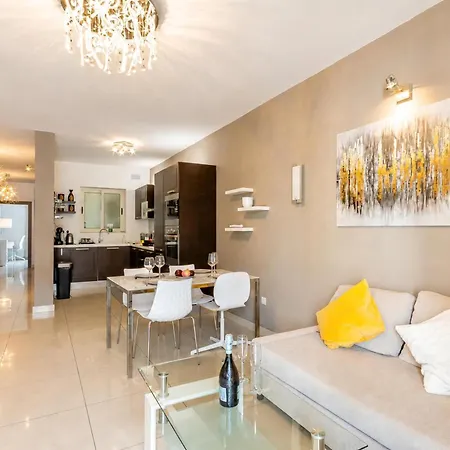 Apartment Modern&comfortable Savoy Garden - Happy Gzira