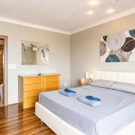 Apartment Modern&comfortable Savoy Garden - Happy *